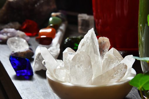 Snow quartz healing properties